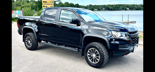 Black 2022 Chevrolet Colorado ZR2