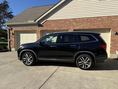 2016 Honda Pilot Elite
