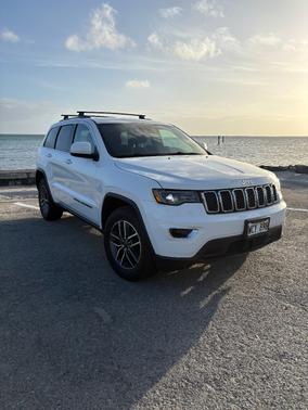 2020 Jeep Grand Cherokee Laredo