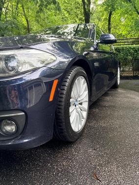Blue 2016 BMW 528 i xDrive