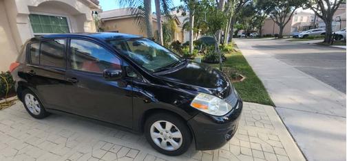 2009 Nissan Versa 1.8 SL