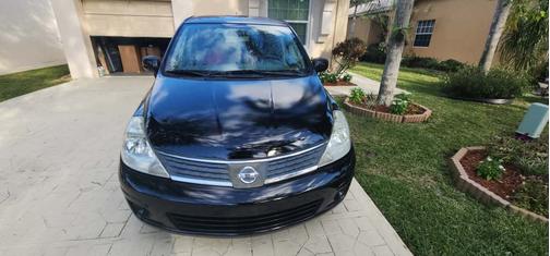 2009 Nissan Versa 1.8 SL