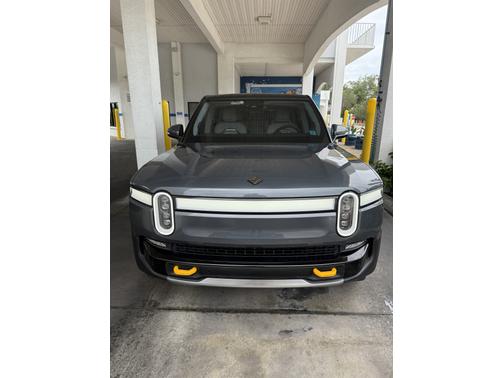 2023 Rivian R1S Adventure Quad-Motor Large Package