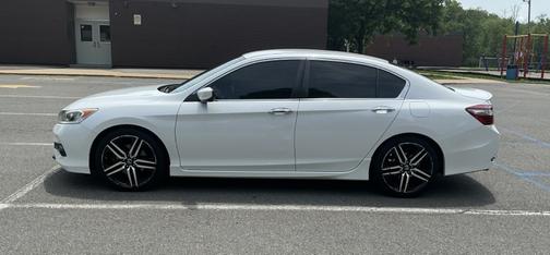 White 2017 Honda Accord Sport SE