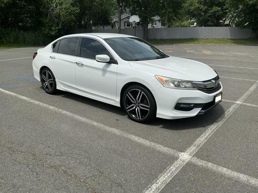 White 2017 Honda Accord Sport SE