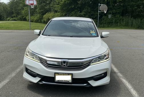 White 2017 Honda Accord Sport SE