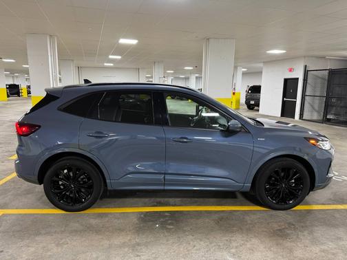 Blue 2023 Ford Escape ST-Line Elite
