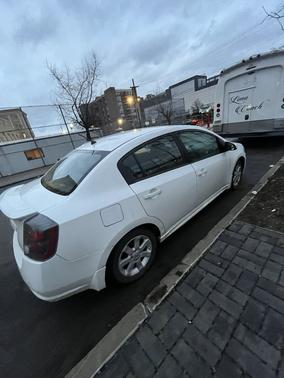 White 2012 Nissan Sentra 2.0 SR