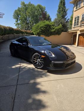 2018 Porsche 911 911 Turbo S