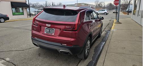 2019 Cadillac XT4 Premium Luxury