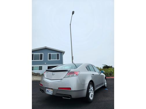 2010 Acura TL Technology