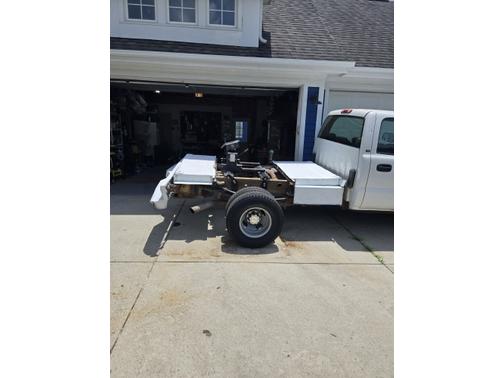 2005 Chevrolet Silverado 3500 Work Truck