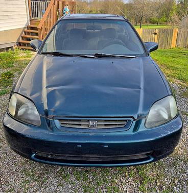 Green 1998 Honda Civic EX