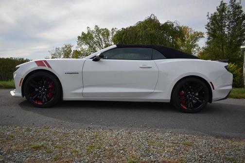 White 2022 Chevrolet Camaro 2SS