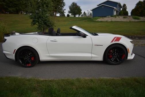 White 2022 Chevrolet Camaro 2SS