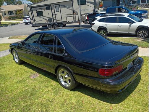 Black 1996 Chevrolet Caprice Classic Base