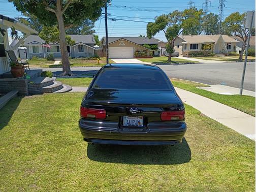 Black 1996 Chevrolet Caprice Classic Base