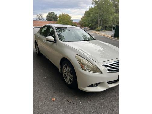 2011 INFINITI G37x Base