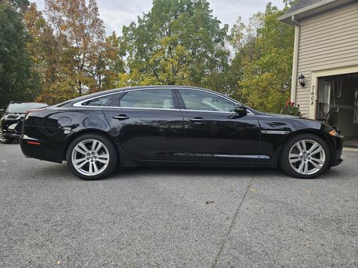 2013 Jaguar XJ L Portfolio