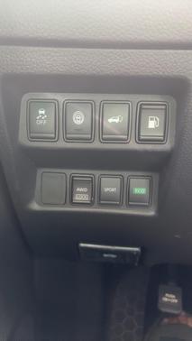 Gray 2019 Nissan Rogue SV