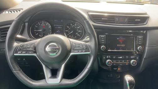 Gray 2019 Nissan Rogue SV