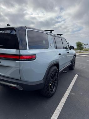 Gray 2024 Rivian R1S Adventure Quad-Motor Large Package