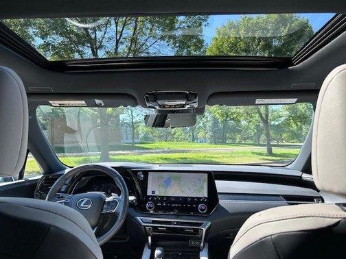 White 2023 Lexus RX 350h Premium
