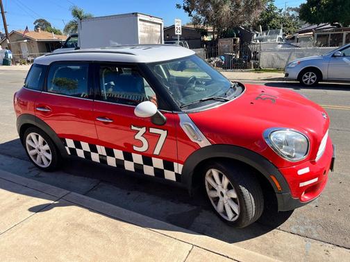 Red 2012 MINI Cooper Countryman Base