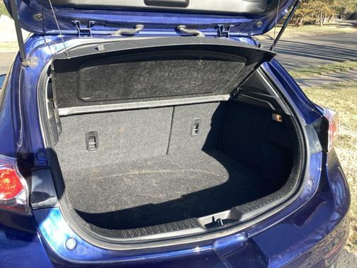 2012 Mazda Mazda3 i Touring