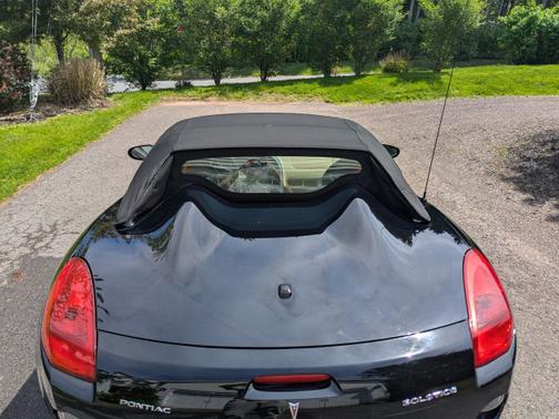 2006 Pontiac Solstice Base