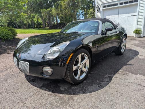 2006 Pontiac Solstice Base
