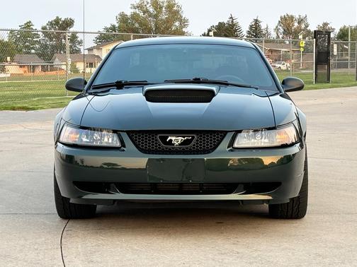 Green 2001 Ford Mustang Bullitt