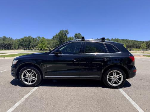 Black 2017 Audi Q5 2.0T Premium Plus