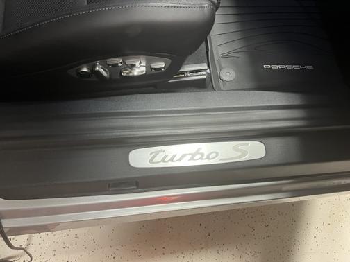 2019 Porsche 911 Turbo S