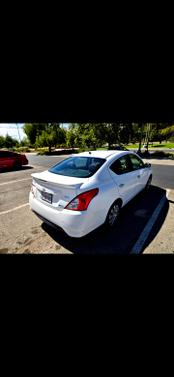 White 2016 Nissan Versa 1.6 SV