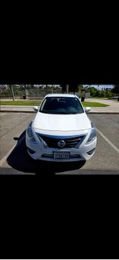 White 2016 Nissan Versa 1.6 SV