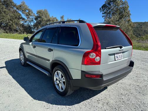2004 Volvo XC90 T6