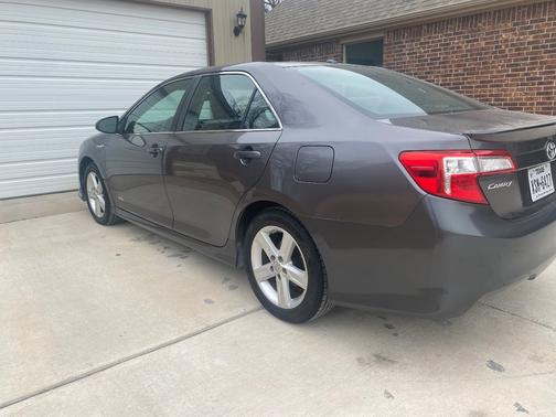 2014 Toyota Camry Hybrid SE Limited Edition