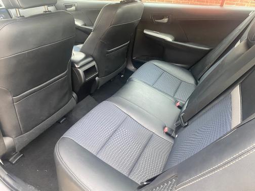 2014 Toyota Camry Hybrid SE Limited Edition