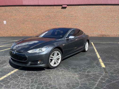 2015 Tesla Model S 85