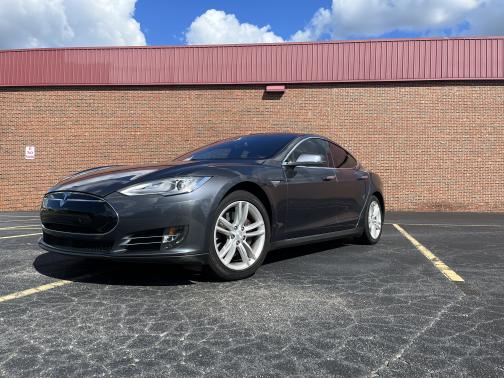 2015 Tesla Model S 85