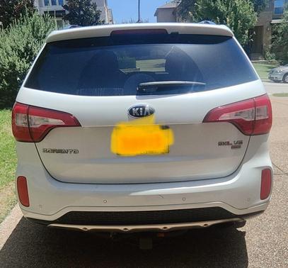 White 2014 Kia Sorento Limited