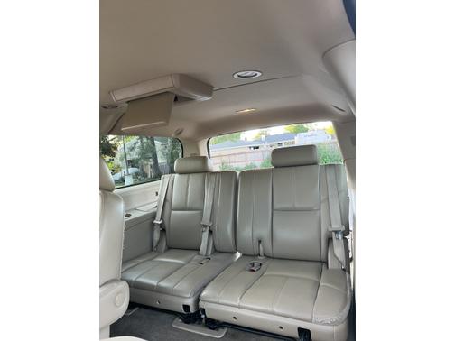 Photo 5 of 7 of 2013 GMC Yukon XL 1500 SLT