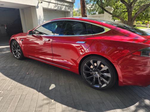 2018 Tesla Model S 100D