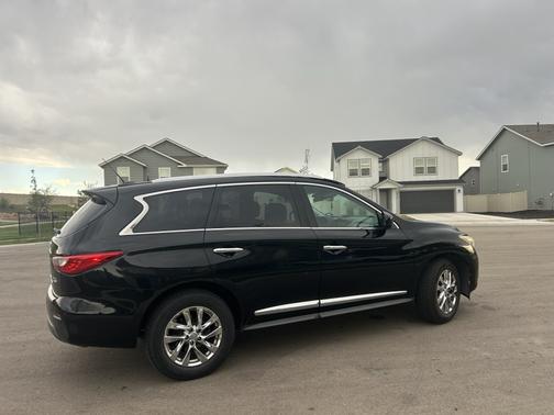 Black 2013 INFINITI JX35 Base