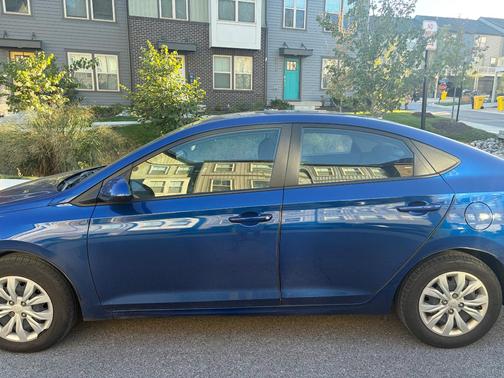 Blue 2022 Hyundai Accent SE