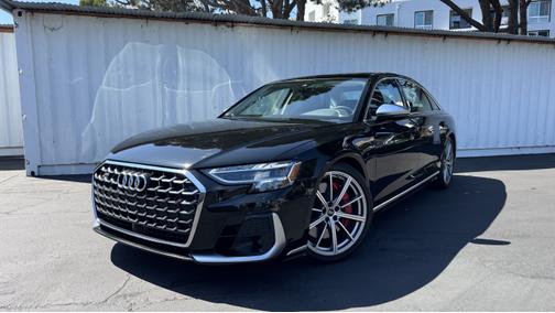 2023 Audi S8 4.0T