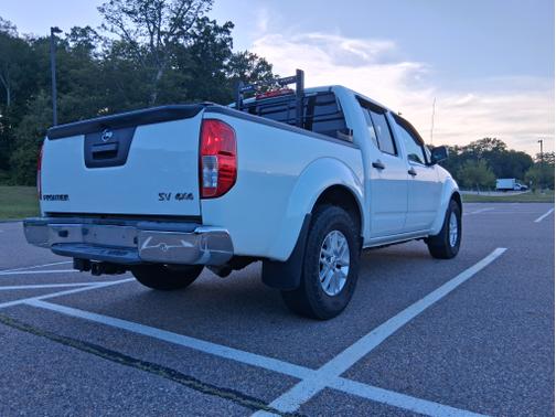 2018 Nissan Frontier SV