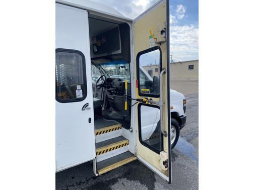 2012 Ford E350 Super Duty Cargo