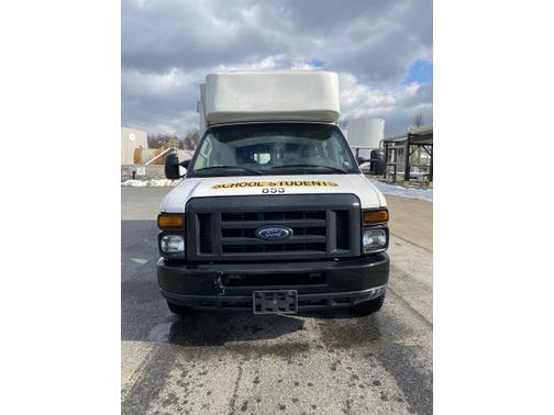 2012 Ford E350 Super Duty Cargo